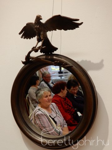 Gyökerek és szárnyak - kiállításmegnyitó 11